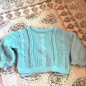 2T girl’s mint green OshKosh knit sweater. Very good condition